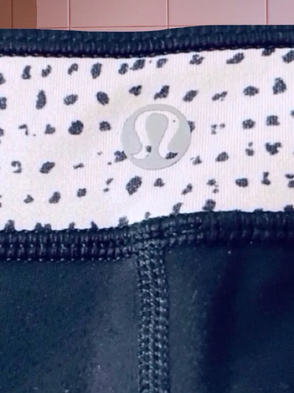 Lululemon Wunder Under Full Length Legging Black Size 6 - Image 3