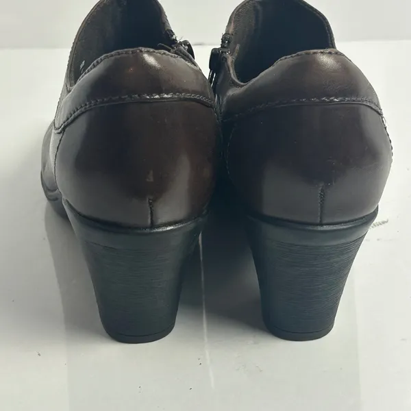 Clarks Womens Dark Brown Leather Square Toe Block Heel Ankle Booties‎ 9M - Image 8