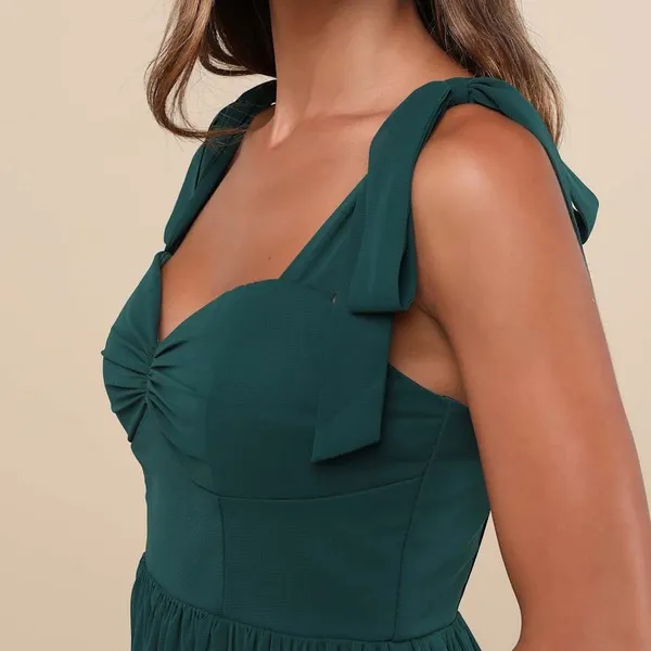 Lulus NWOT Radiant Charisma Emerald Chiffon Ruched Tie-Strap Maxi Dress Medium - Image 4