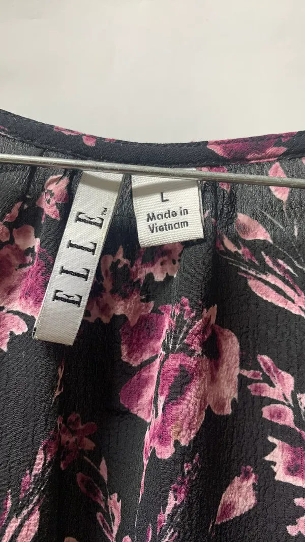 Elle Top Sleeveless floral patterns size large - Image 3