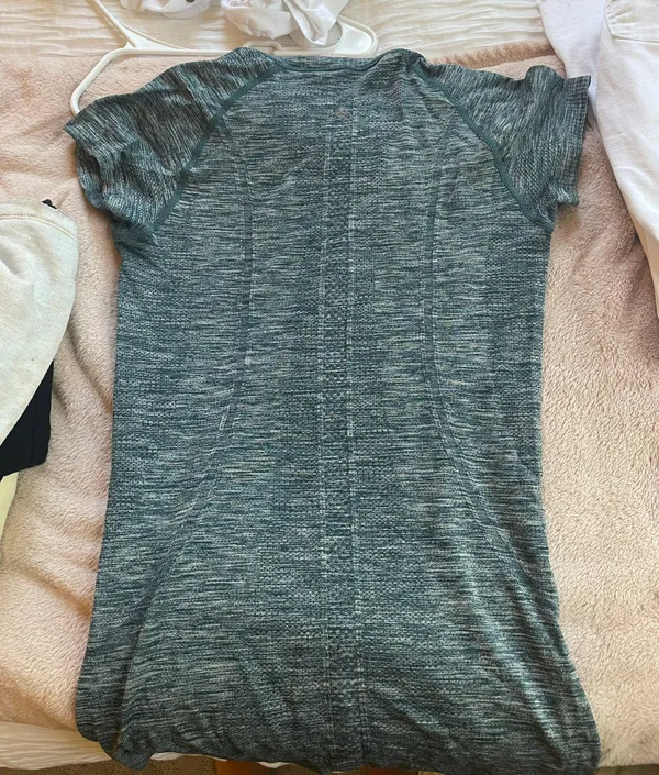 Short Sleeve Top - Image 3