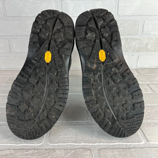 Chacos Waterproof Boots Womens 9.5 Black Gray Quilted Arbora Wool Leather Vibram - Image 14