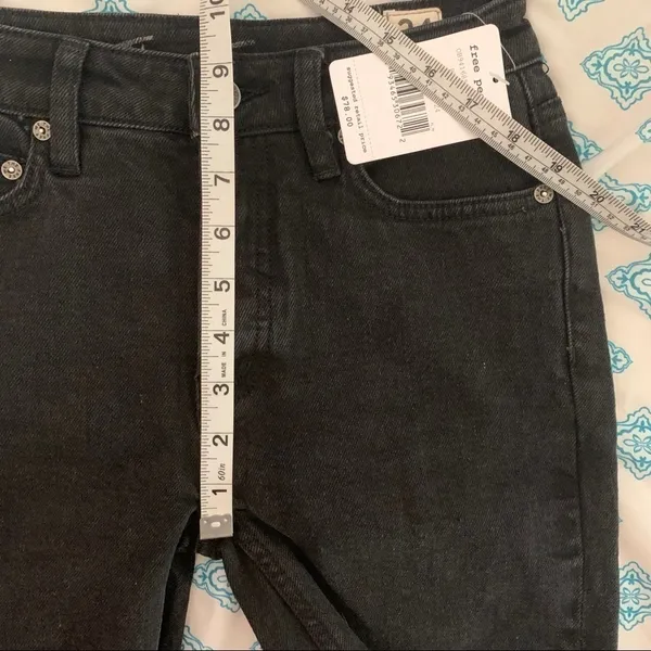Free People Shorts Avery‎ Denim Black Ash 24 25 NWT - Image 11