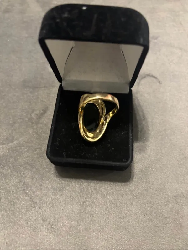 Gold-Tone Black Oval Large Jet Stone Ring with Crystal Accents Size 9 - Image 2
