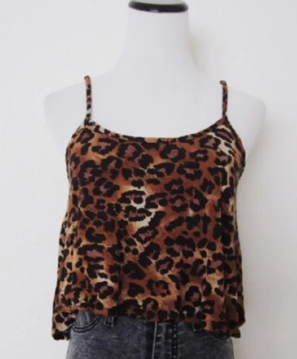 Heart & Hips Cheetah Print Crop Top - Image 3
