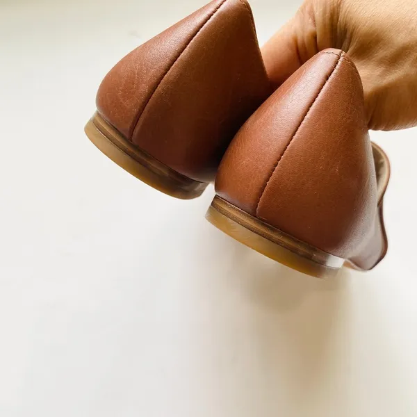 Cole Haan leather loafers in brown/tan - Image 3