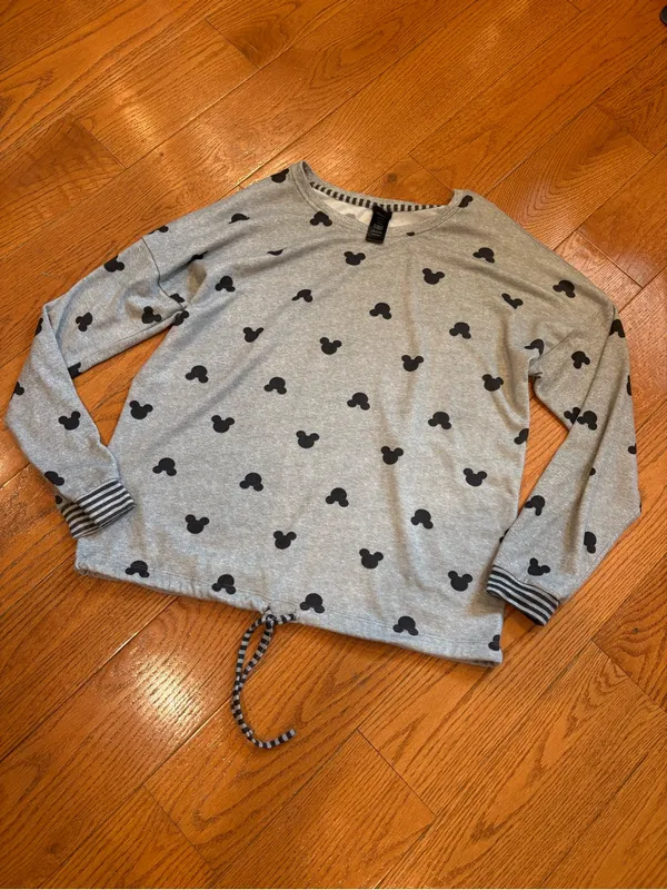 Disney Mickey Mouse Allover Print Gray Oversized Cozy Pullover Top Medium - Image 2