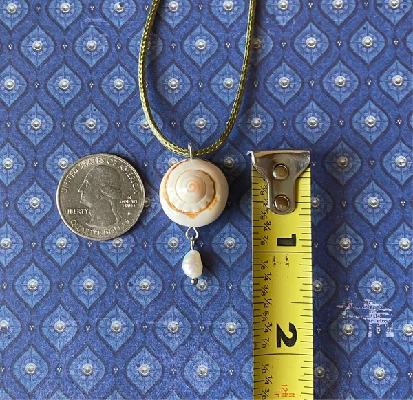 Handmade natural shell & freshwater pearl necklace🐚🪼 - Image 6
