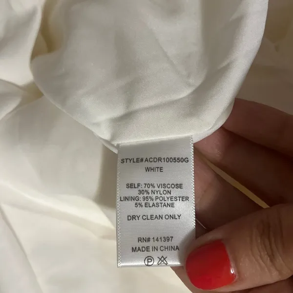 NWT ASTR the Label Santorini Midi Dress in White One Shoulder Flowy Chiffon sz M - Image 10