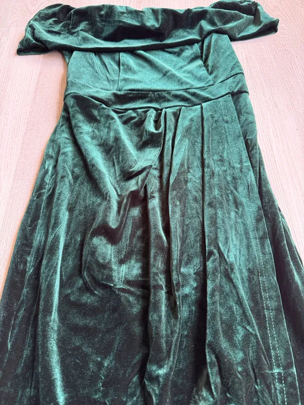 SHEIN Elegant Green Velvet Off-Shoulder Maxi Dress — Size S - Image 3