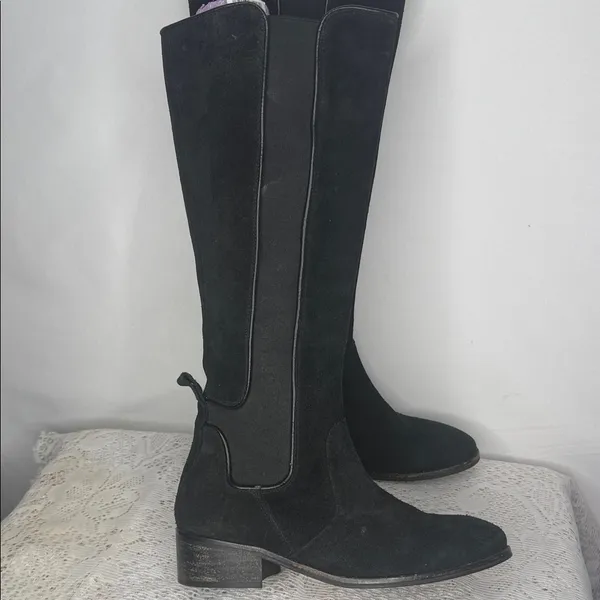 Modern Vintage suede leather black knee high made in Spain boots sz 8 - Image 3
