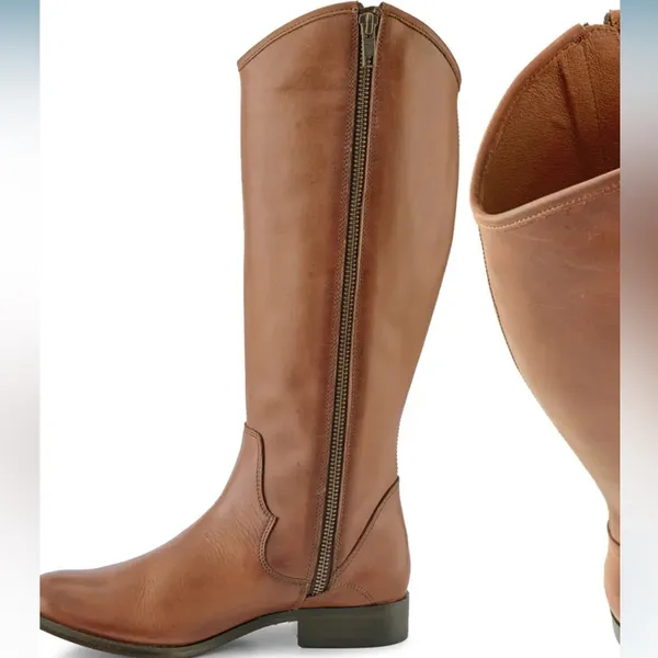 Frye Marissa Medallion inside zip Tall boot Color: Cognac Size 8.5 NIB - Image 3