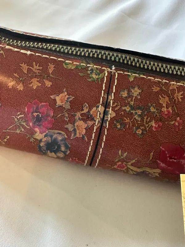 Patricia Nash Isla Oblong Cognac Leather Wristlet, Clutch, Handbag - Image 5