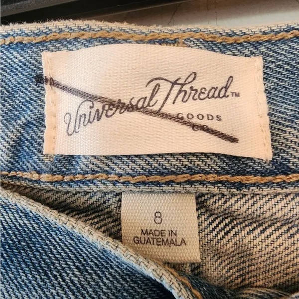 Universal Threads mid rise 90's baggy button fly jeans size womens 8 - Image 4