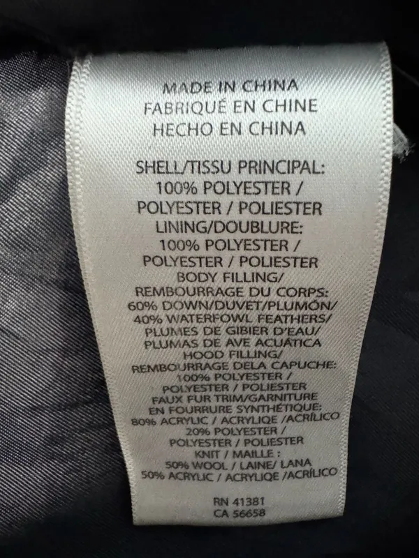 Ralph Lauren Navy Quilted Puffer Coat with Gold RL Logo Button, Size S - Image 5