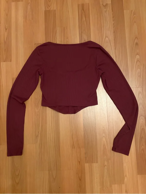 Lulu’s Long Sleeve Burgundy Bustier Crop Top Size S - Image 4