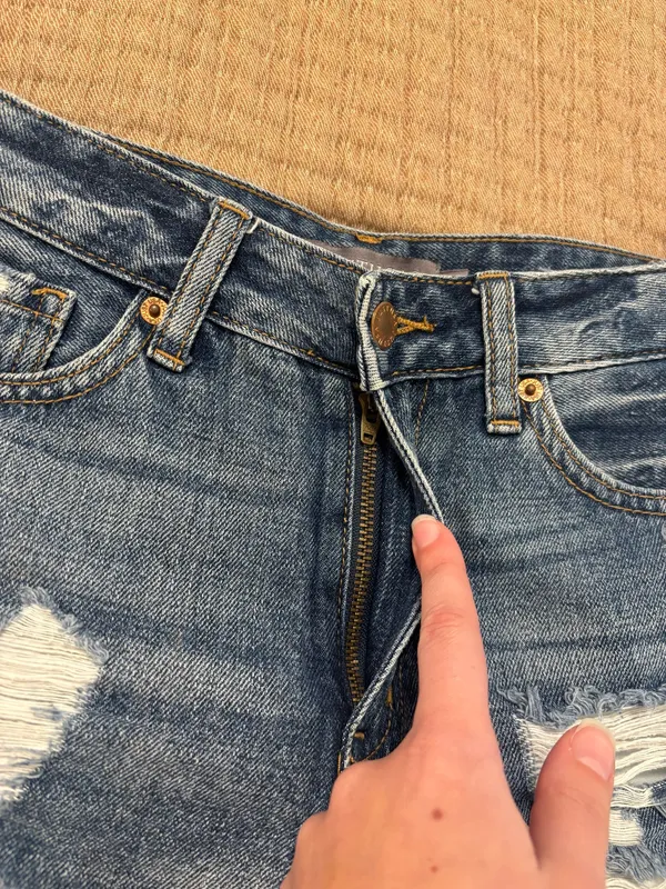 These Three Boutique Jean Shorts - Image 5