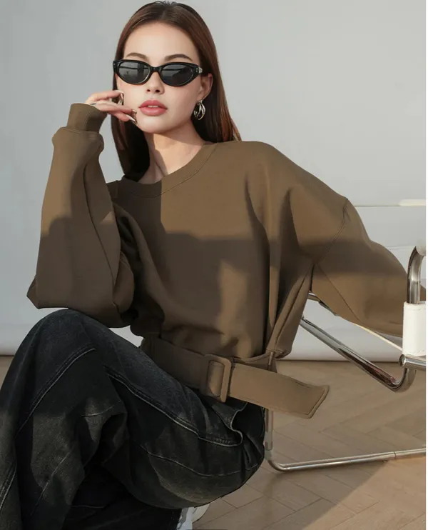 Commence Short Sweatshirt - Image 4