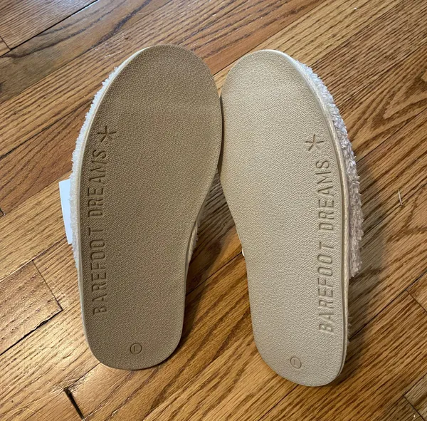 Slippers - Image 2