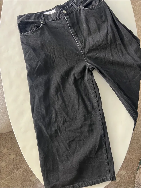 Zara High Rise Wide Leg Coulette Bermuda Crop Length Jeans Black Size 14 - Image 4