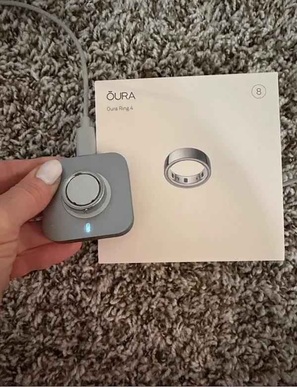 Oura Ring 4 — Silver Finish - Image 3