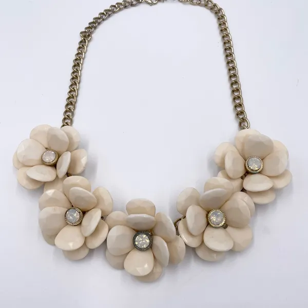 Vintage Y2K Chunky Acrylic Flower Necklace Rhinestone Jewel Statement Retro - Image 3