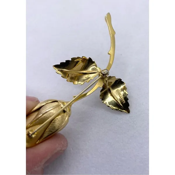 Vintage Gold Plated Rose Brooch Detailed Stem with Two Leaves 1960s Vintage Broo - Image 7
