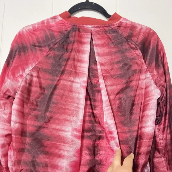 Nike International Women’s Sheer Mesh Bomber Jacket Red Black Size S - Image 9