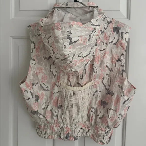 Free People FP Movement Off The Grid Floral Utility Vest Hooded Size XS Ivory - Image 10