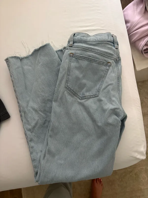 Abercrombie 90s Relaxed High-Rise Jeans - Image 2