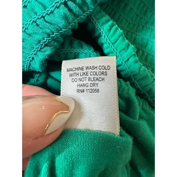 Zenana Emerald Green Smocked Bodice Tiered Maxi Dress Medium (light pilling) - Image 9