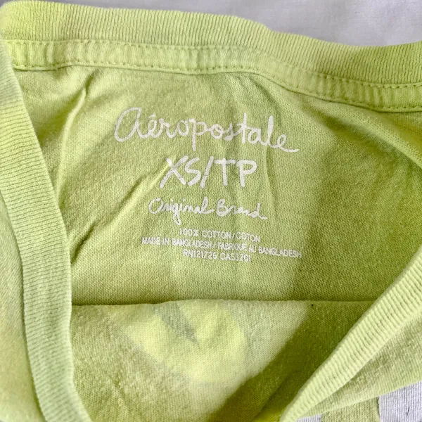 Y2K Aeropostale Lime Green T Shirt XS - Image 4