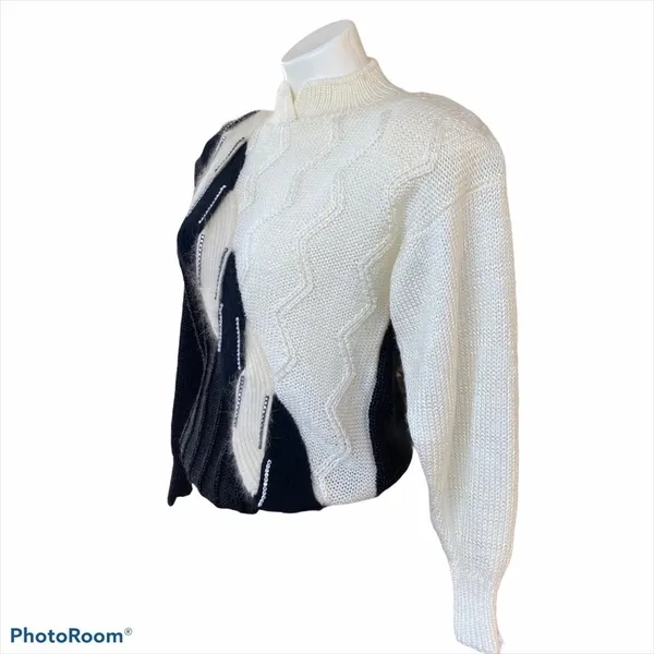 Ginenne Vintage Black/Cream Rhinestone Sweater Size S - Image 4