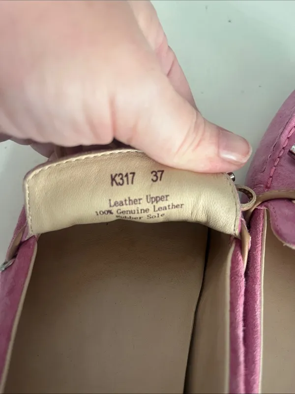 Suttons Ugg Women’s Australian Pink Leather Moccasins Flats Size 37 or 6.5 - Image 11
