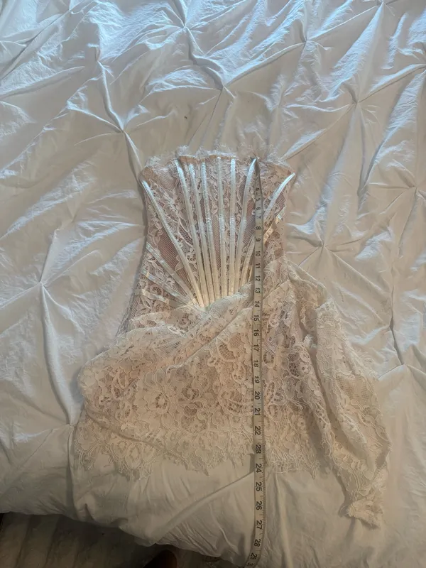 House Of CB White lace corset dress - Image 5