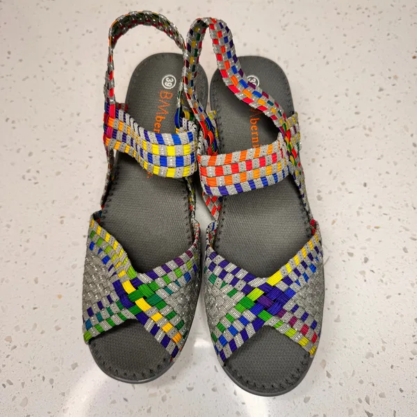 Bernie Mev Fame Woven Rainbow Silver Wedge Sandals Womens 39 or 8 Platform‎ - Image 3