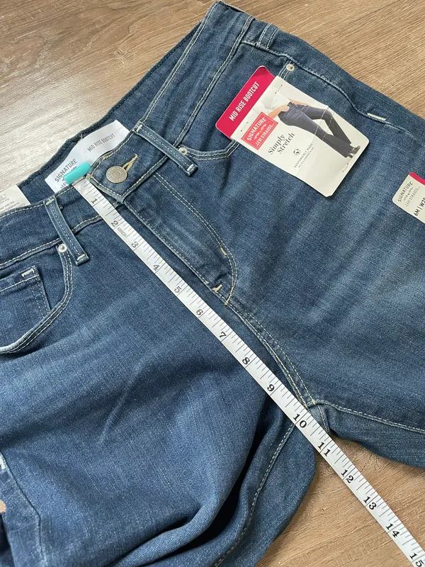 Signature by Levi Strauss NEW Mid-rise Bootcut jean Simply Stretch Women’s sz 6M - Image 11