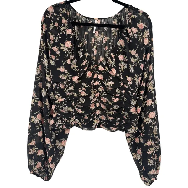 NWT Free‎ People New Final Rose Floral Ruched Cropped Blouse Top Black Sz Medium - Image 5