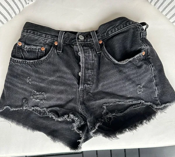 Levi’s 501 Shorts - Image 2