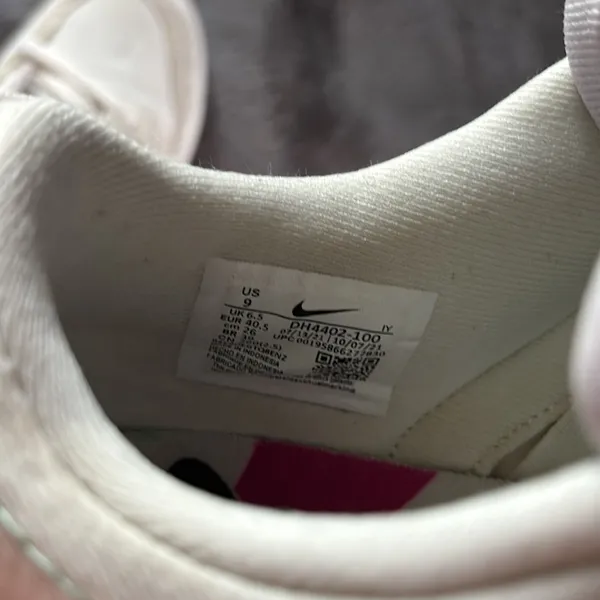 Nike dunk low disrupt 2 pale ivory and sail size 9 - Image 5