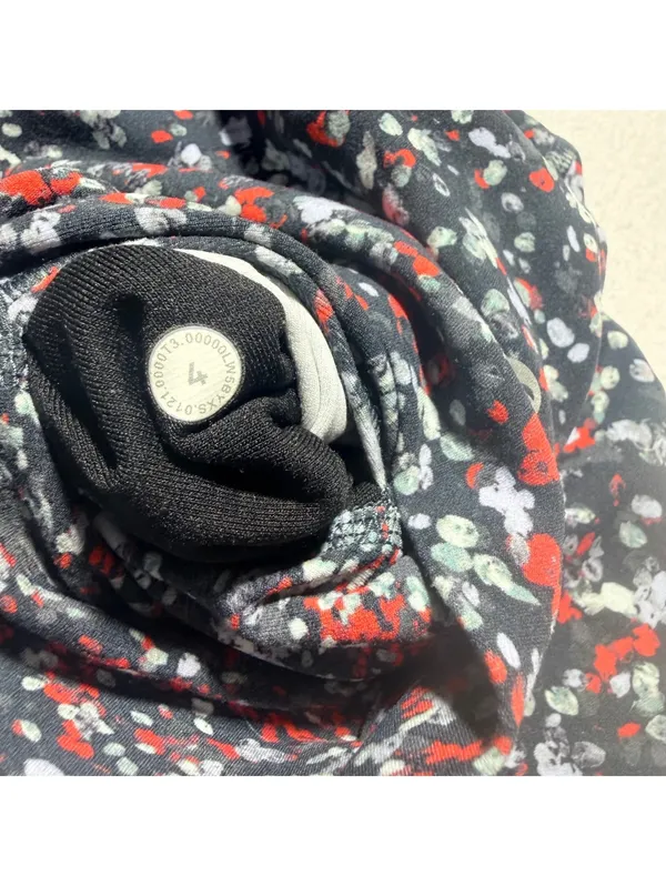 Lululemon Women's Size 4 Floral Print Leggings - Image 6