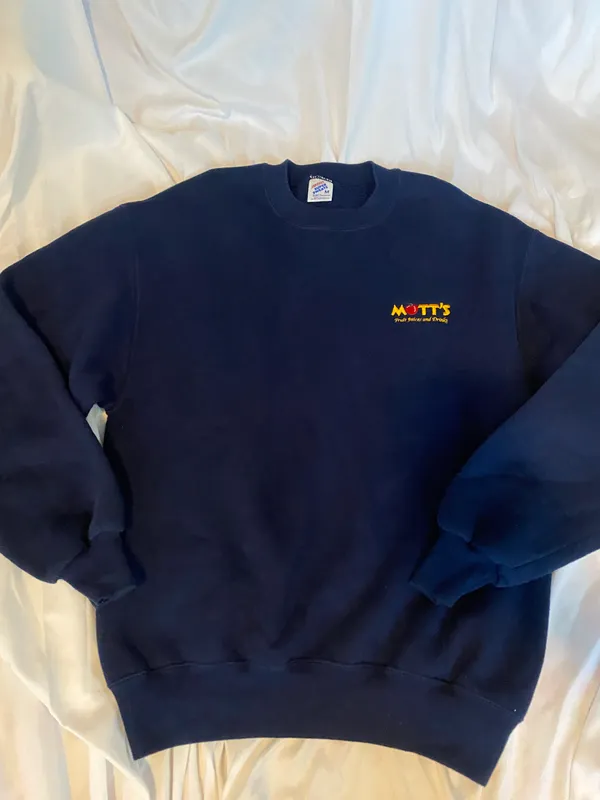 MOTTS navy blue crewneck - Image 4