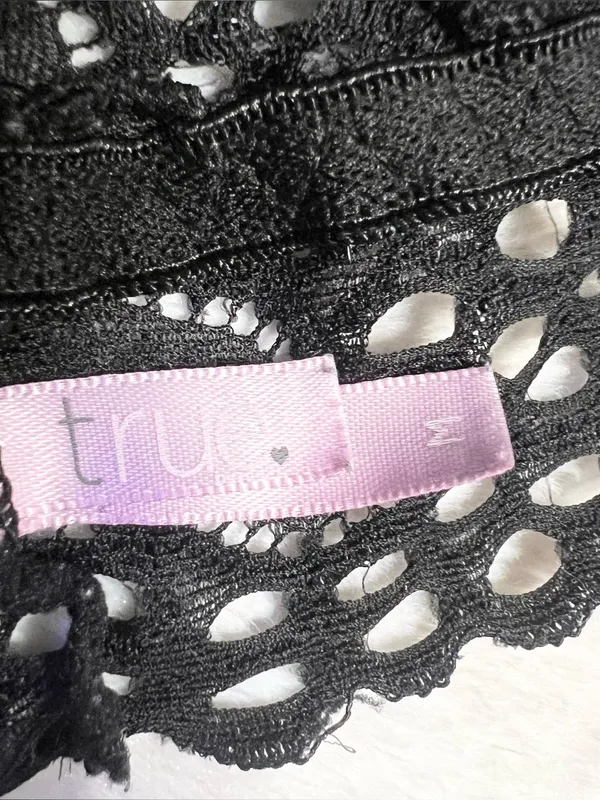 True Black Floral Lace Bralette Wireless Comfort Bra Size Medium - Image 8