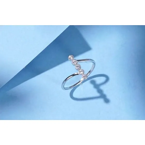 Women's Bezel Set Simulated Diamond Platinum Plated S925 Rhodium Ring, Size 5‎ - Image 5