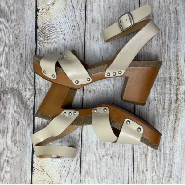 Lucky Brand Hadilla Women’s Tan Leather Platform Sandal With Studs Size 10M - Image 4