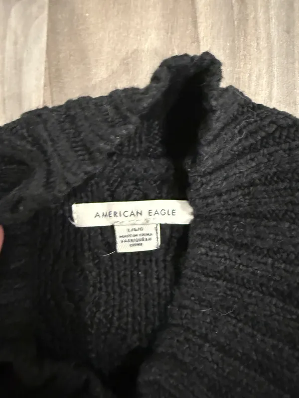 American Eagle sweater - Image 2