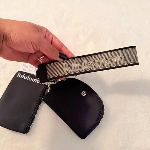 Lululemon Dual Pouch Wristlet Black Gold - Image 5