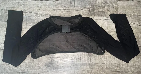 Buckle Mesh Top Black Size L - Image 3