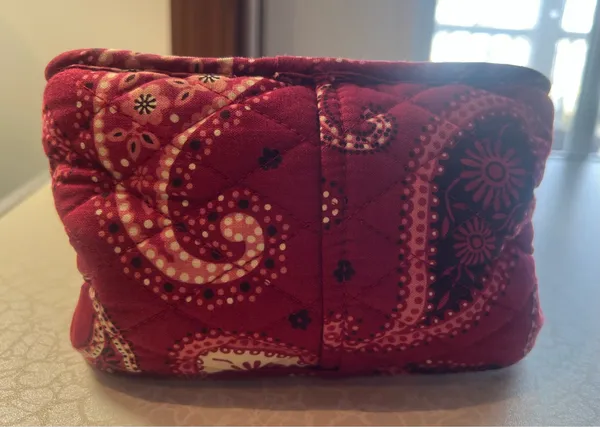 Vera Bradley| mesa red quilted lunch bag  - Image 14