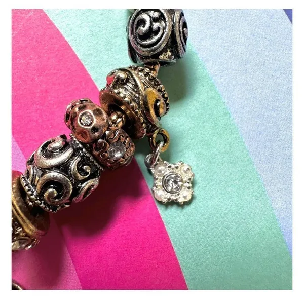Three toned “R” initial charm bracelet Gold - Image 4